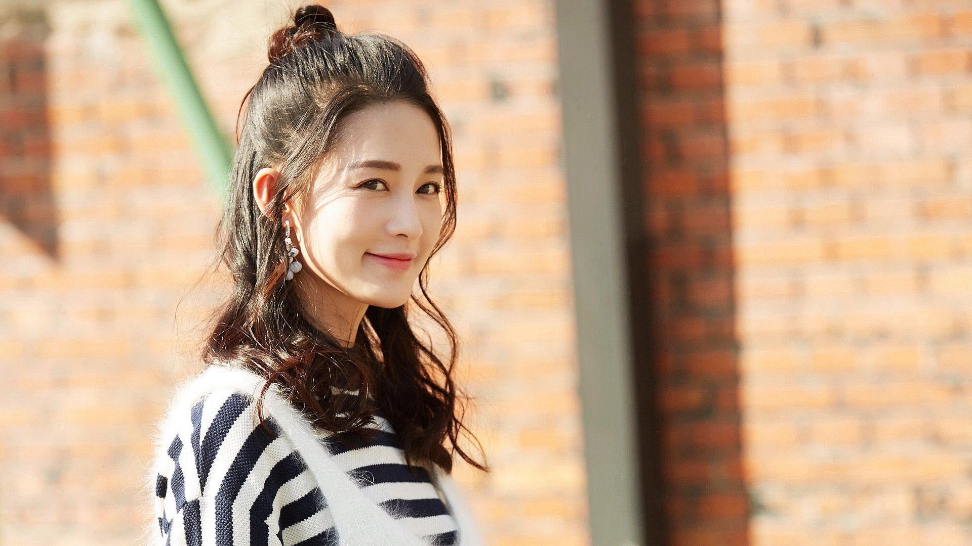 国家队心理辅导师团队助力球员赛场发挥和压力调节，国家心理救援队